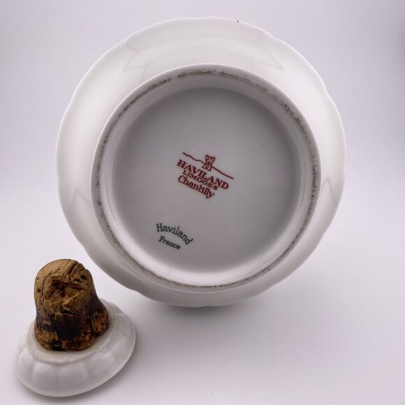 Vtg Haviland Limoges France Porcelain Chantilly 8.5 inches tall Bottle Decanter - Picture 8 of 9